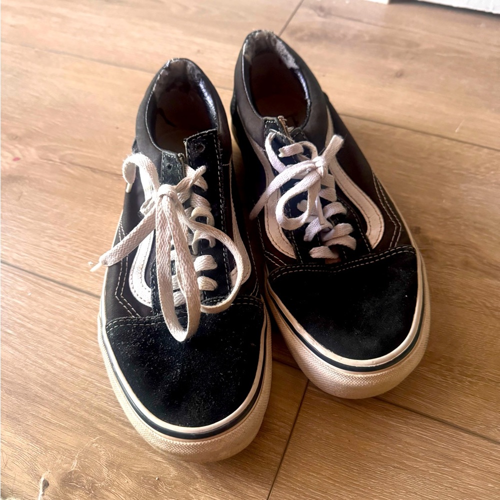 Vans Black and White Sneakers women size 8